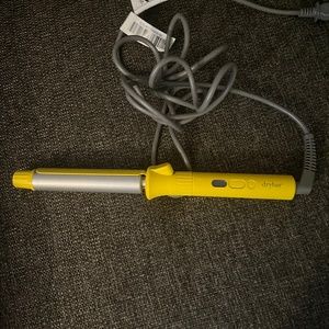 Drybar 1”curling iron